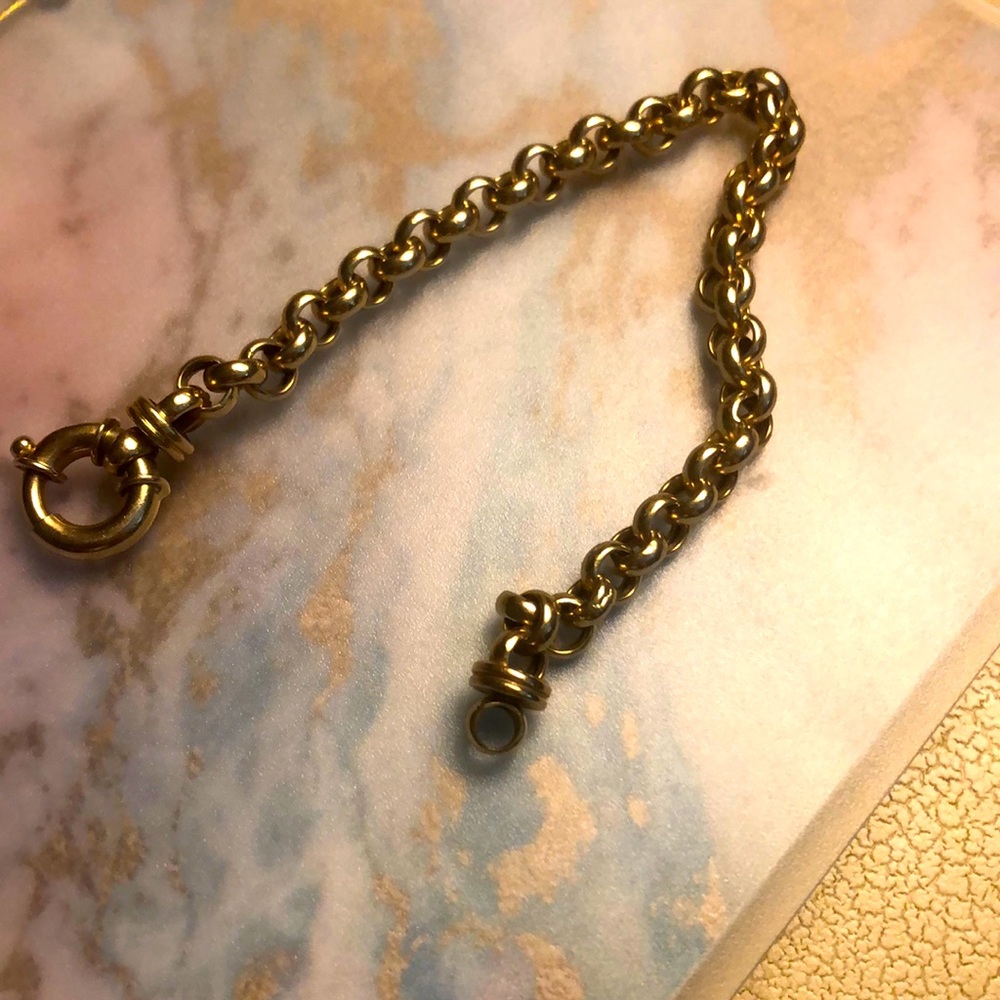 Gold bracelet